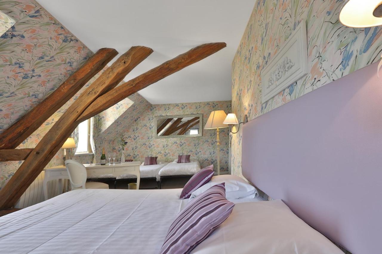 Domaine De Puy Robert Lascaux - A 800M Grotte De Lascaux - Hotel Avec Piscine - Chambres Et Gites-Appartements - Sarlat - Dordogne Montignac-Lascaux Buitenkant foto