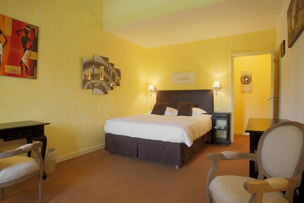 Domaine De Puy Robert Lascaux - A 800M Grotte De Lascaux - Hotel Avec Piscine - Chambres Et Gites-Appartements - Sarlat - Dordogne Montignac-Lascaux Buitenkant foto